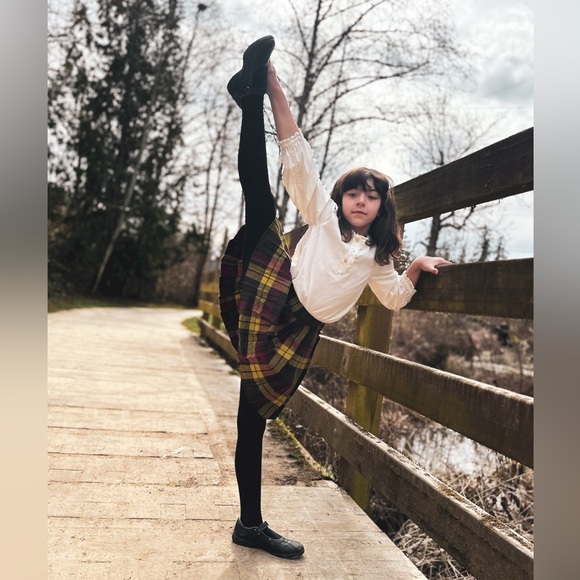 Vintage Benetton pleated wool blend skirt - Picture 8 of 9